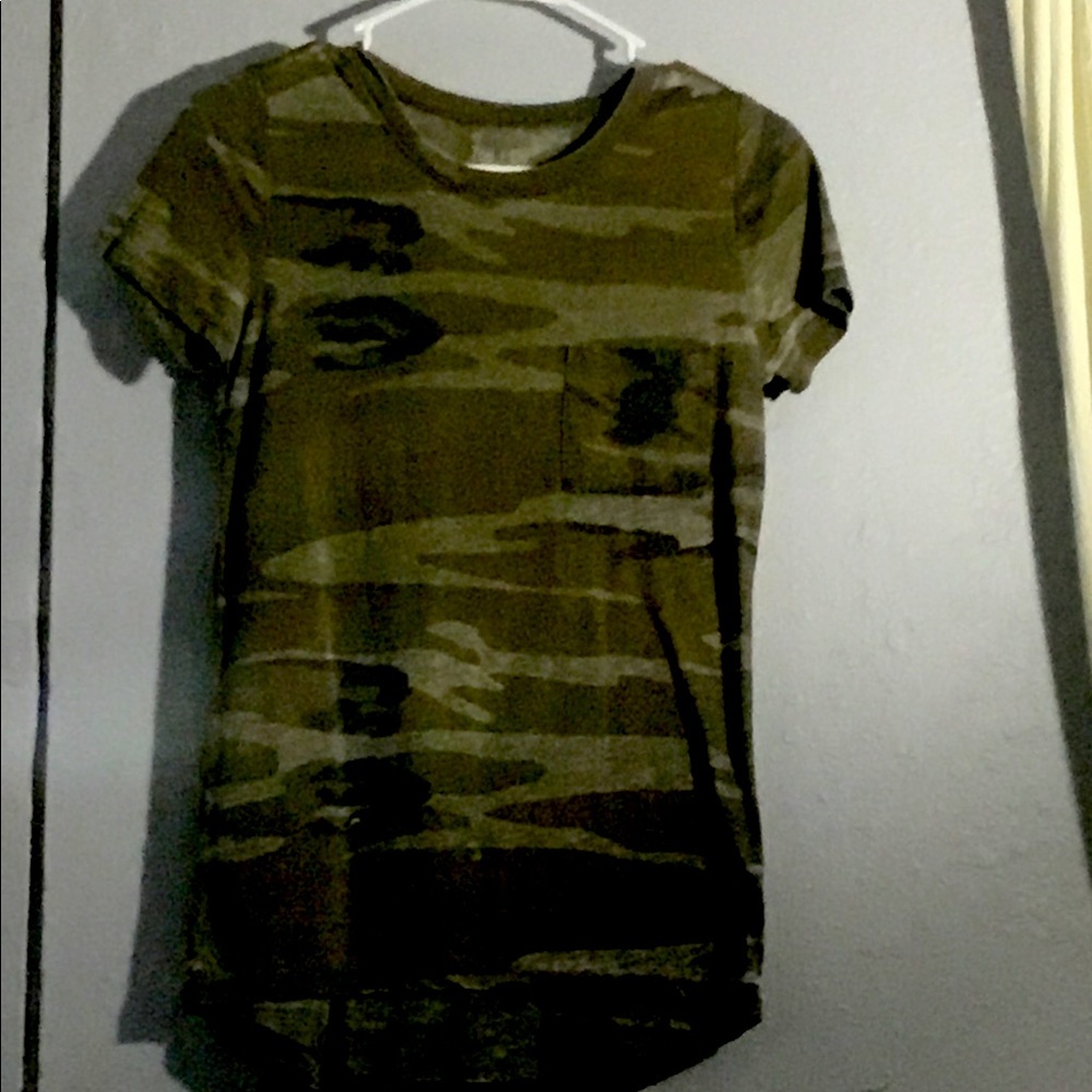 Zoe+Liv Tee